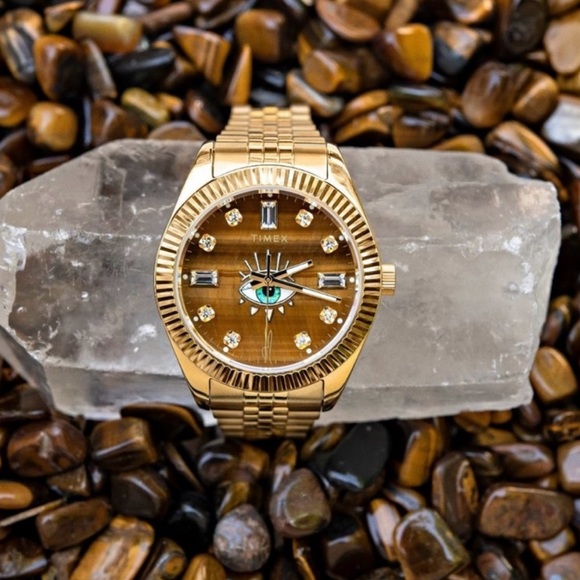 Jacquie Aiche x Timex collab tiger’s eye watch. Highly sought after, so chic. - Picture 2 of 9